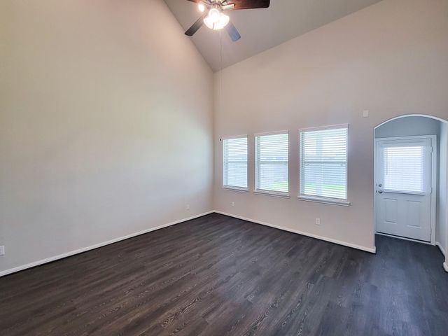 10423 Astor Point Trail, Tomball, TX 77375