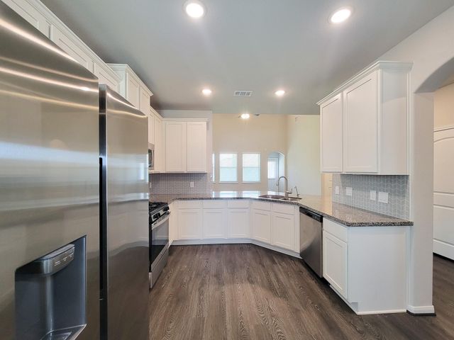 10423 Astor Point Trail, Tomball, TX 77375