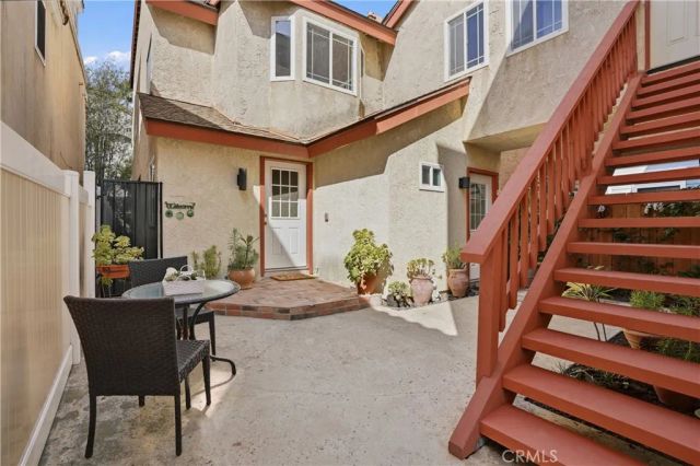 121 Alabama, Huntington Beach, CA 92648
