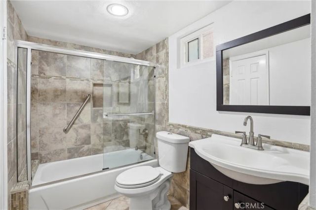 121 Alabama, Huntington Beach, CA 92648