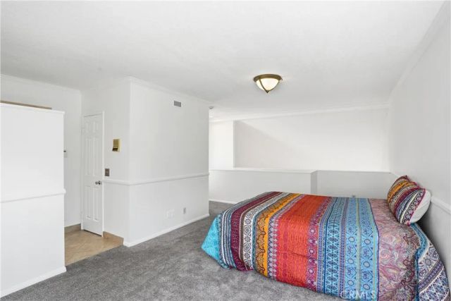 121 Alabama, Huntington Beach, CA 92648