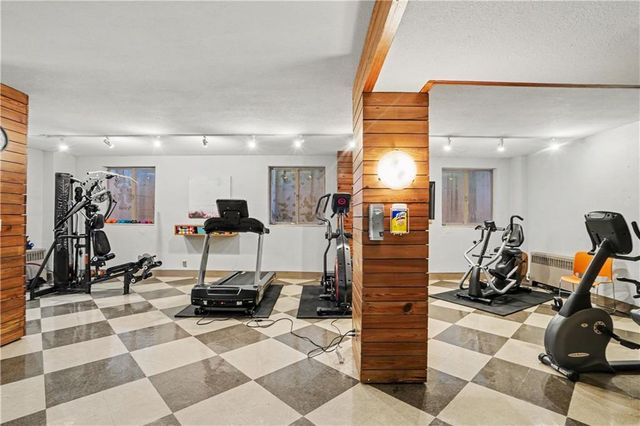 333 W Meyer Boulevard 305, Kansas City, MO 64113