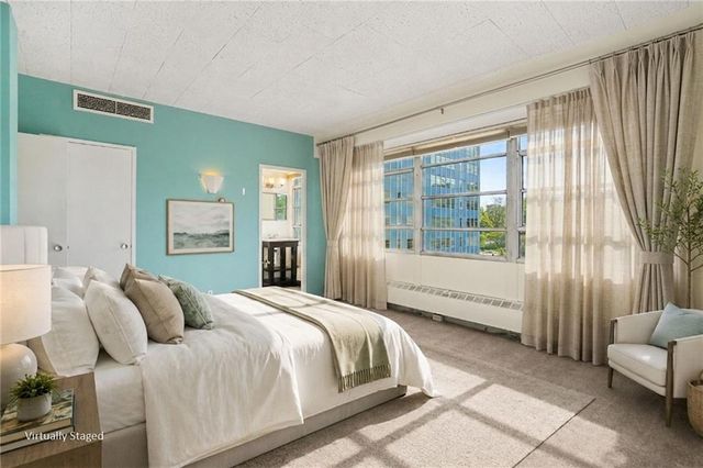 333 W Meyer Boulevard 305, Kansas City, MO 64113