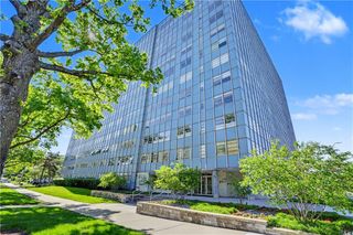 333 W Meyer Boulevard 305, Kansas City, MO 64113