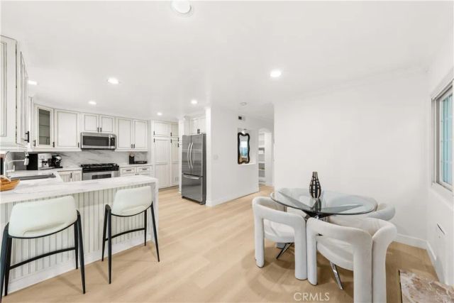 54 Willow Tree, Irvine, CA 92612