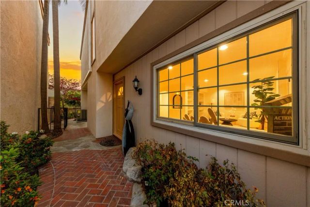 54 Willow Tree, Irvine, CA 92612