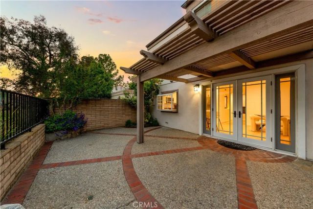 54 Willow Tree, Irvine, CA 92612