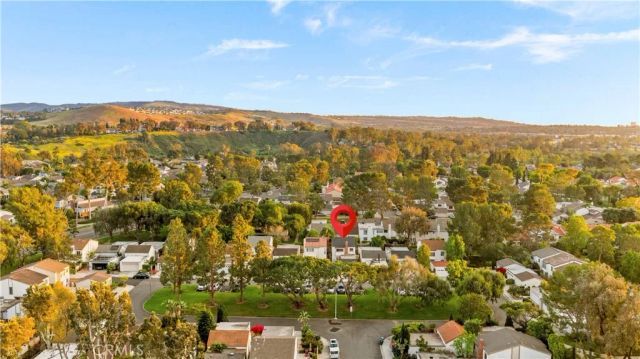 54 Willow Tree, Irvine, CA 92612