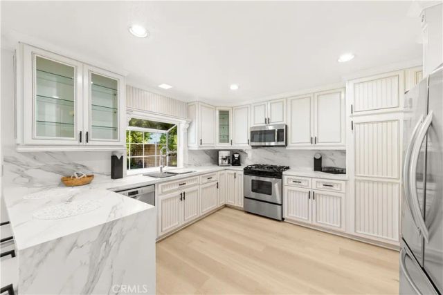 54 Willow Tree, Irvine, CA 92612