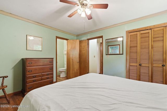 10506 Covered Bridge Rd, Prospect, KY 40059