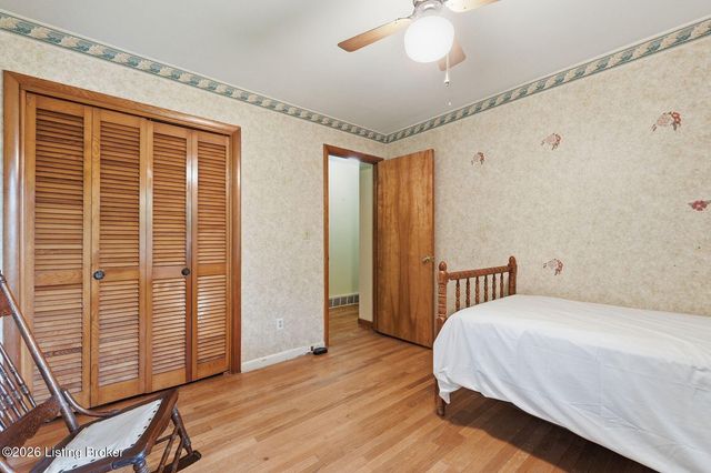 10506 Covered Bridge Rd, Prospect, KY 40059