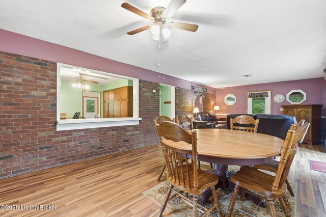 10506 Covered Bridge Rd, Prospect, KY 40059
