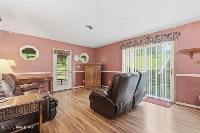 10506 Covered Bridge Rd, Prospect, KY 40059