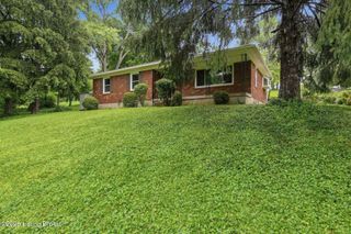 10506 Covered Bridge Rd, Prospect, KY 40059