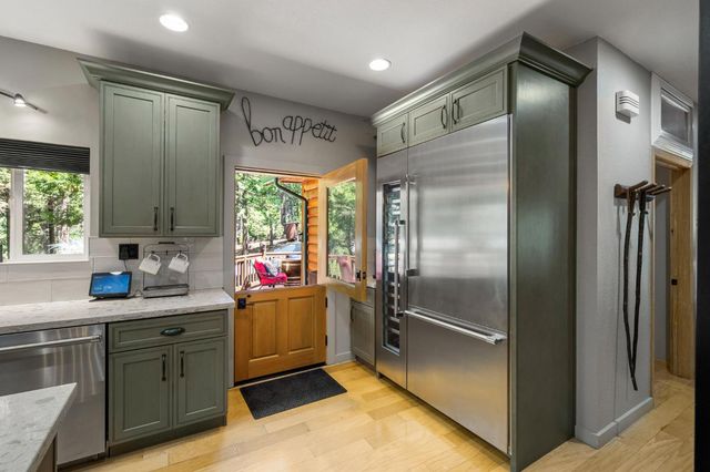 1641 Meadowview Rd, Arnold, CA 95223