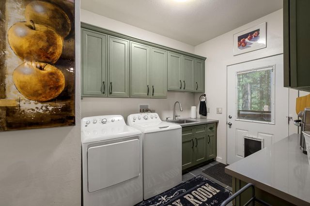 1641 Meadowview Rd, Arnold, CA 95223