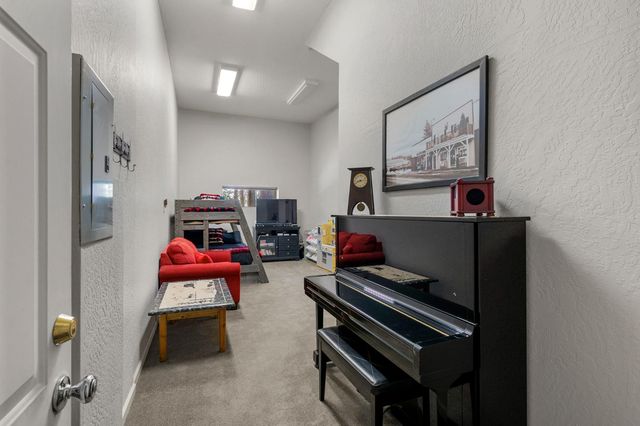 1641 Meadowview Rd, Arnold, CA 95223