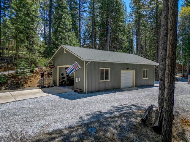 1641 Meadowview Rd, Arnold, CA 95223