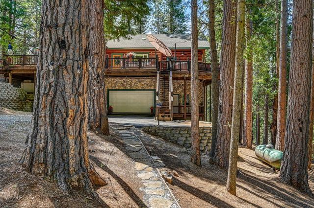 1641 Meadowview Rd, Arnold, CA 95223