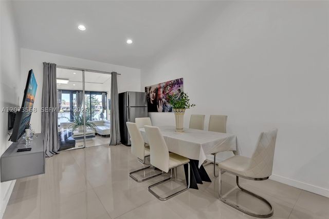 5506 SW 28th Ter, Dania Beach, FL 33312