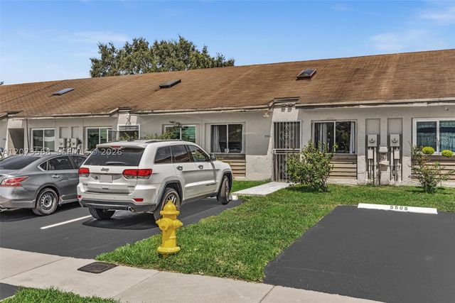 5506 SW 28th Ter, Dania Beach, FL 33312