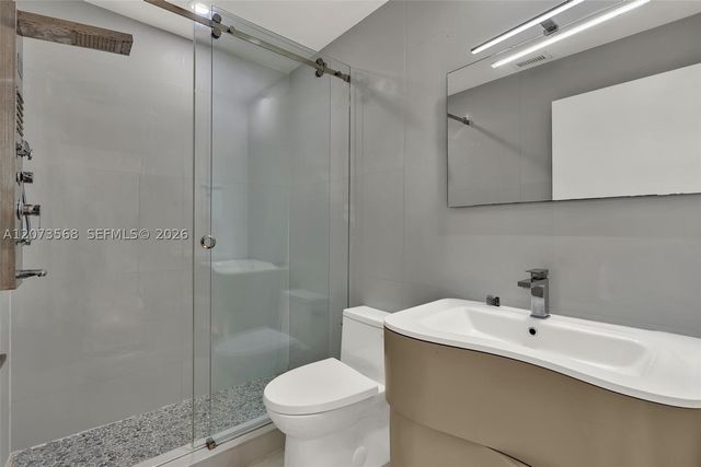 5506 SW 28th Ter, Dania Beach, FL 33312