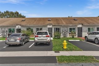 5506 SW 28th Ter, Dania Beach, FL 33312