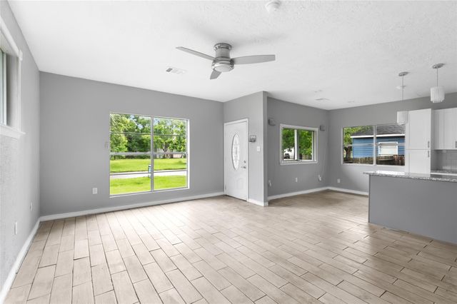2605 Cornell Street, Liberty, TX 77575
