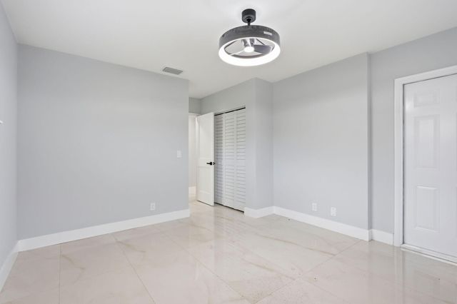 2999 NE 2ND Avenue, Boca Raton, FL 33431