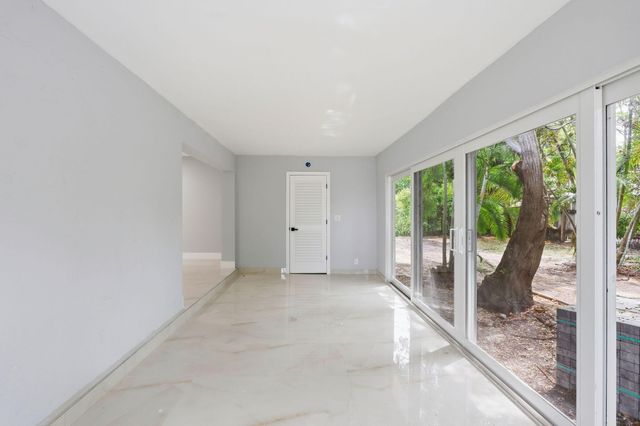 2999 NE 2ND Avenue, Boca Raton, FL 33431