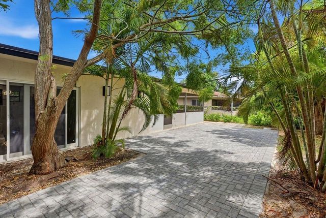 2999 NE 2ND Avenue, Boca Raton, FL 33431