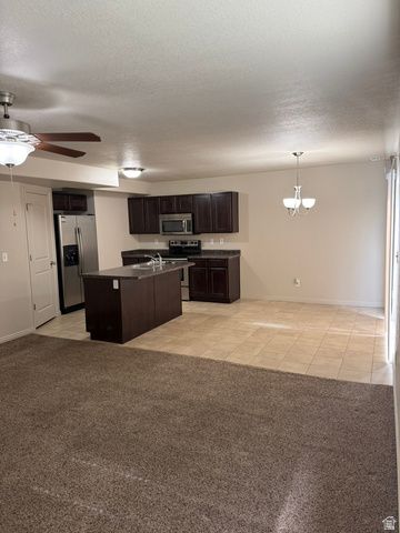 2133 W WHISTON ST, West Haven, UT 84401