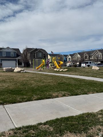 2133 W WHISTON ST, West Haven, UT 84401