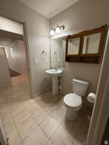 2133 W WHISTON ST, West Haven, UT 84401