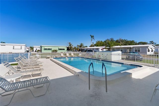 42 CABALLO WAY, Bradenton, FL 34209