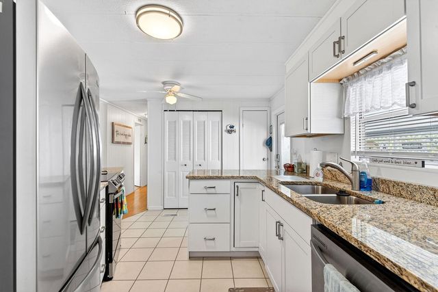 42 CABALLO WAY, Bradenton, FL 34209