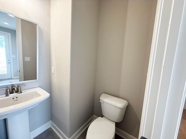 350 ROLLING GROVE BLVD, Collierville, TN 38017