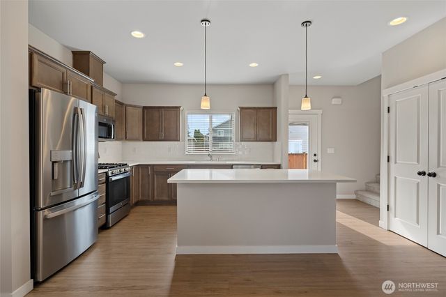 122 N Trail Road, Sedro Woolley, WA 98284