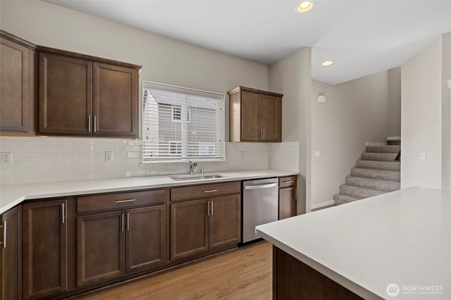 122 N Trail Road, Sedro Woolley, WA 98284