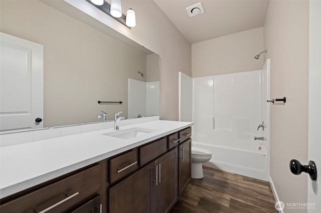 122 N Trail Road, Sedro Woolley, WA 98284