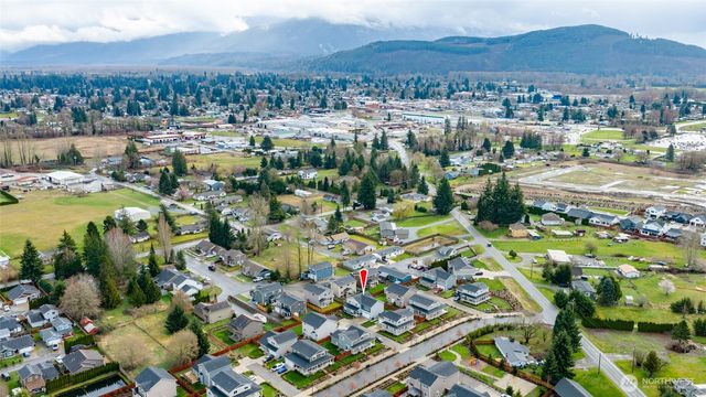 122 N Trail Road, Sedro Woolley, WA 98284