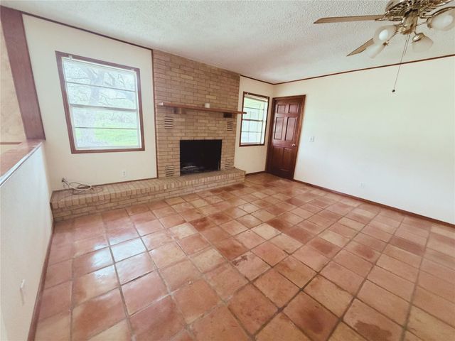 2751 River Oaks Drive, New Braunfels, TX 78132