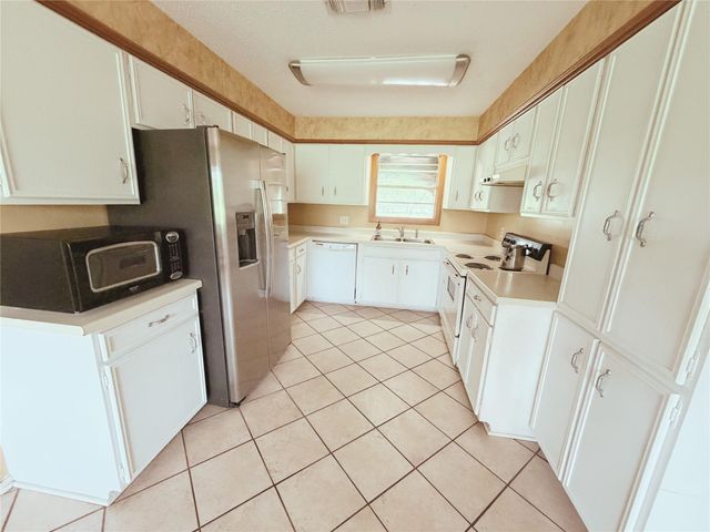 2751 River Oaks Drive, New Braunfels, TX 78132