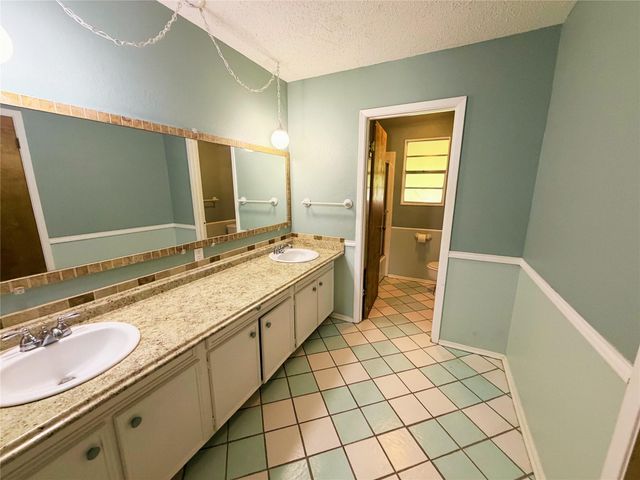 2751 River Oaks Drive, New Braunfels, TX 78132