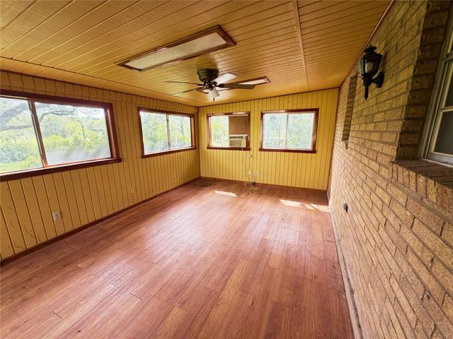 2751 River Oaks Drive, New Braunfels, TX 78132