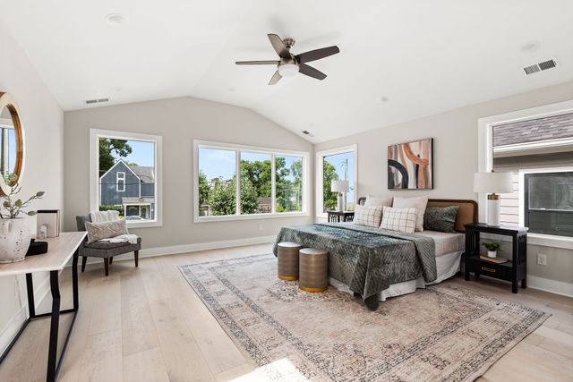 1724A Simpkins St, Nashville, TN 37208