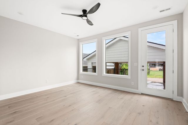 1724A Simpkins St, Nashville, TN 37208
