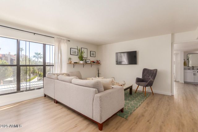 5122 N 31ST Way 238, Phoenix, AZ 85016