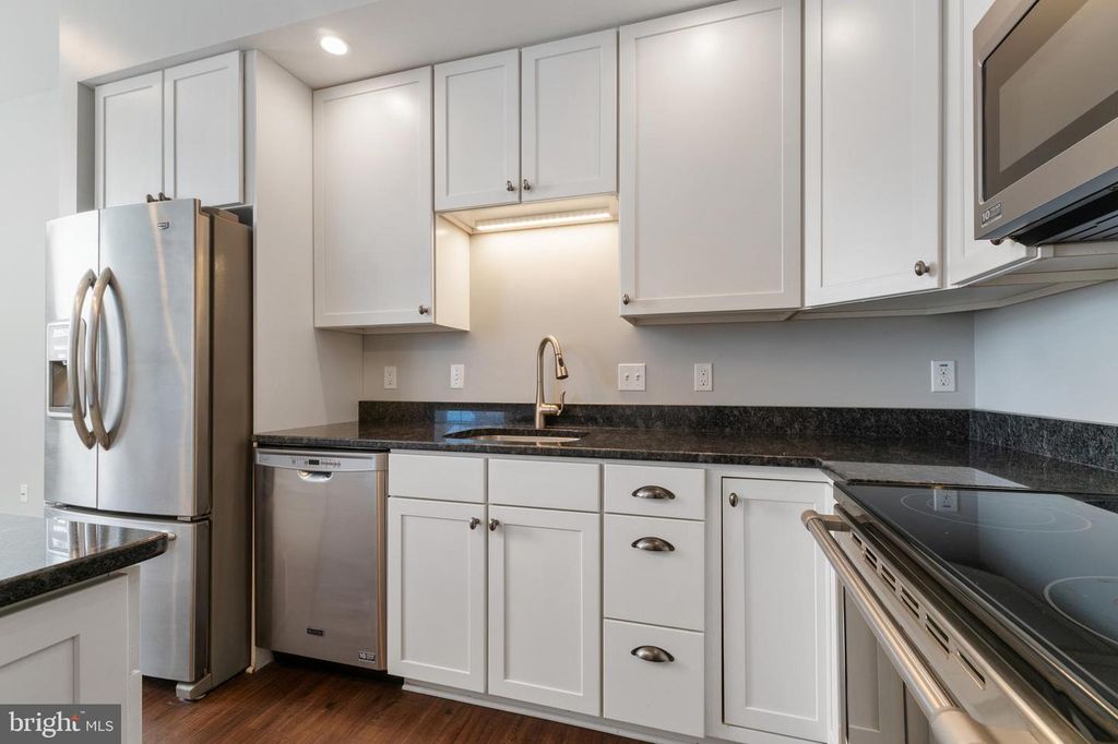 413 JEFFERSON ST #9, East Greenville, PA 18041