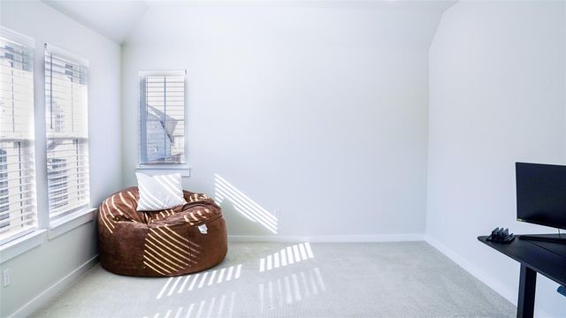 2825 Roost LN, Round Rock, TX 78665